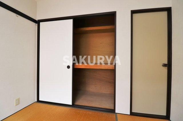 パールハイツ　A棟の収納|現況と異なる場合があります。