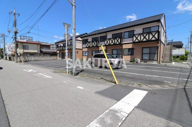 パールハイツ　A棟の駐車場