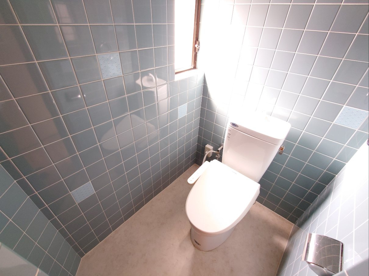 市町ガーデンハウスのトイレ