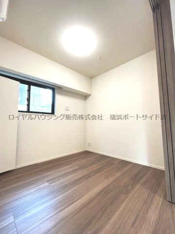 洋室4.0帖　使い勝手のいい洋室です