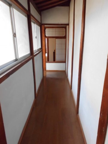 天美東　平屋住宅のその他|中庭渡り廊下