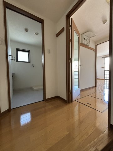 【玄関】