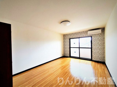 【居間・リビング】 | ビアー館 | ゆったり過ごせる居間です