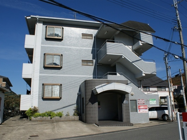 メゾンハピネスの外観