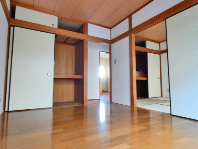 【寝室】 | 三双