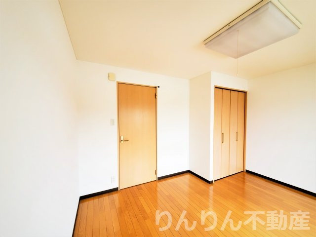 【洋室】 | SAKURA | 明るい洋室です