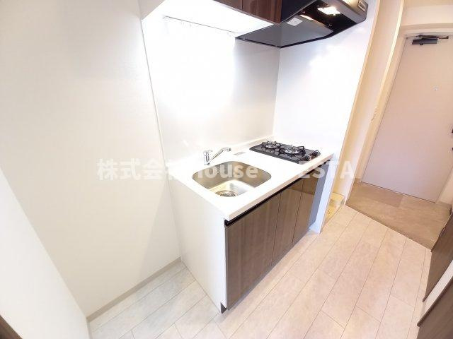 エステムコート神戸湊町のキッチン