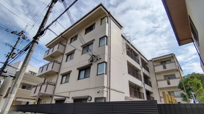 【外観】 | サンピアふじ | 閑静な住宅街にあるマンションです