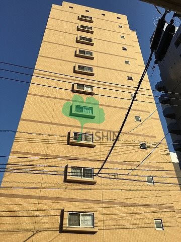 ウェルカム県庁口の外観