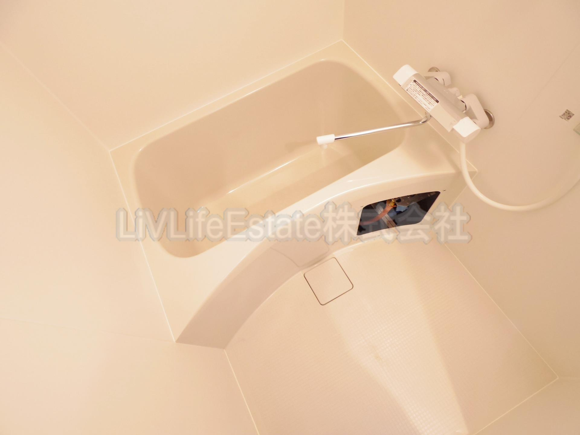 ジーメゾン小平ウエストの浴室