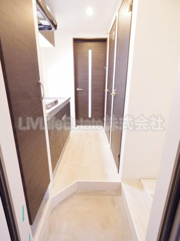 ジーメゾン小平ウエストの玄関