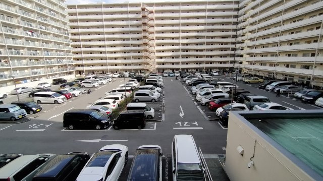 関目グリーンハイツC棟の駐車場|駐車場です。空き状況は変動しますので要確認です。