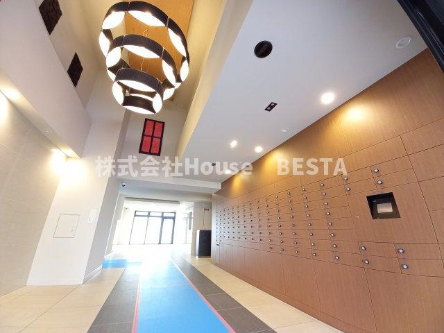 エステムコート神戸湊町のロビー
