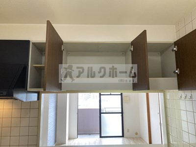 プロスベール高安のキッチン