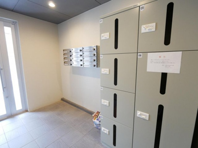 【エントランス】 | 〈一棟収益〉フラッティ花園春日