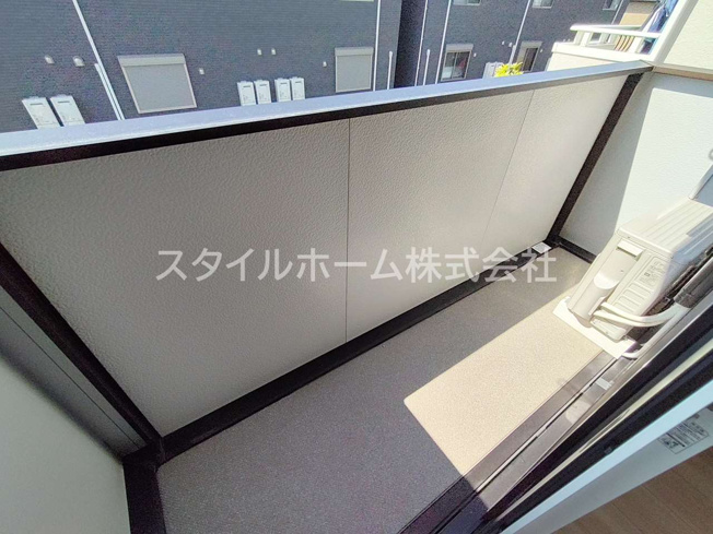 【バルコニー】 | リシュドールＢ | 別部屋写真です。