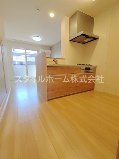 【居間・リビング】 | リシュドールＢ | 別部屋写真です。