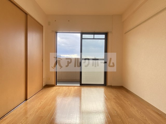 タウンコート咲佳映の洋室