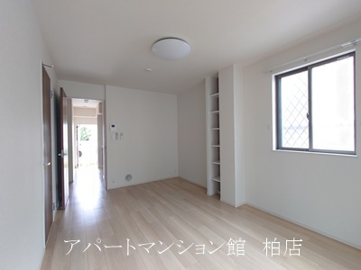 グレイシャスの居間・リビング
