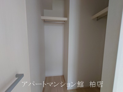 グレイシャスの収納