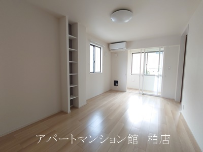 グレイシャスの居間・リビング