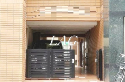 【エントランス】 | 西川ビル | エントランスです。