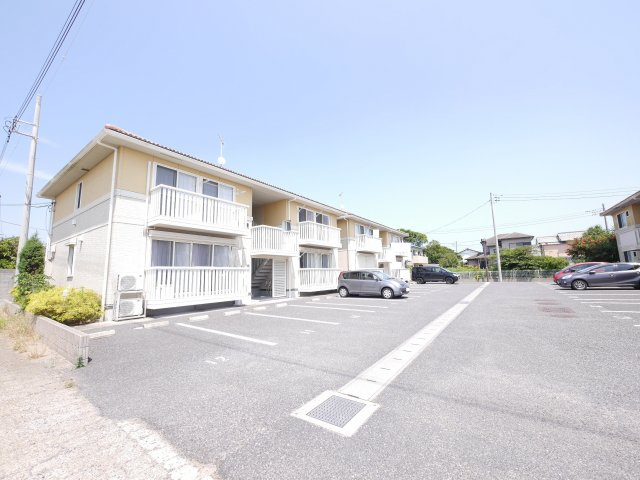 グランシャリオ Cの外観