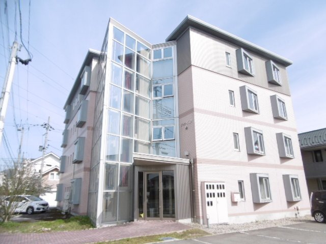 リ・ポーズ21　B棟の外観