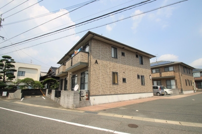 【外観】 | リビングタウン中曽根 A棟