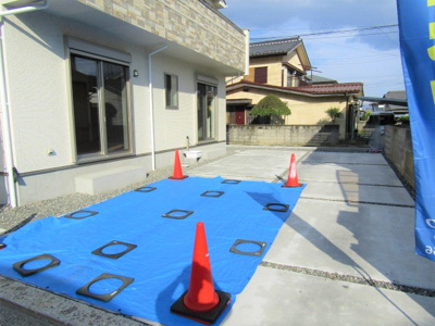 【駐車場】 | ブルーミングガーデン　甲斐市竜王2期 | 車をお持ちの方に嬉しい駐車場付きの物件です