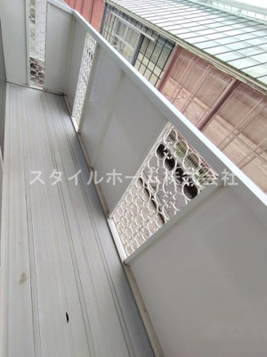 【バルコニー】 | ブラウンエイトB