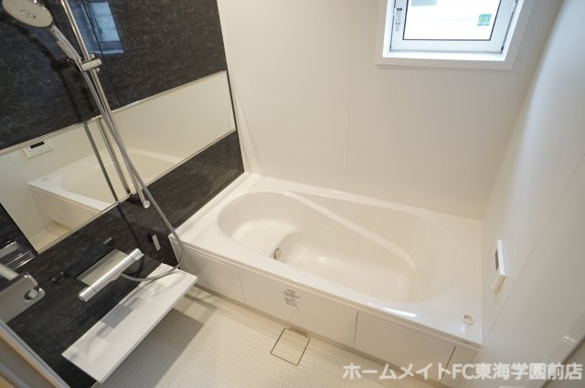 熊本市中央区国府１丁目のアパートの浴室