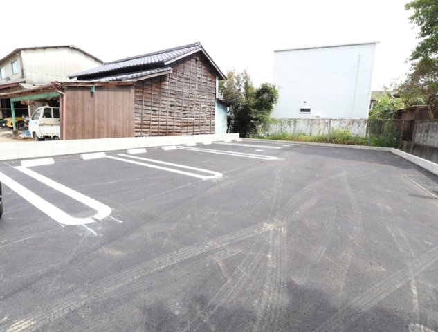 熊本市東区江津１丁目のアパートの駐車場