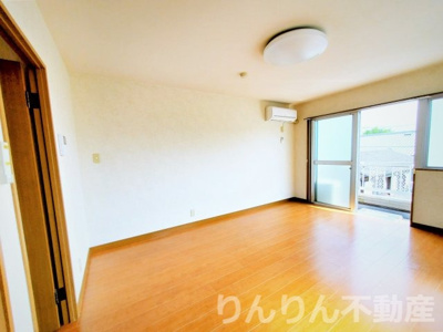 【居間・リビング】 | ペアスタ常三島 | ゆったり過ごせるリビングです