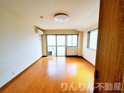 【内装】 | ペアスタ常三島 | おしゃれな内装です