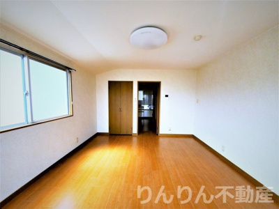 【居間・リビング】 | ペアスタ常三島 | おしゃれな居間です