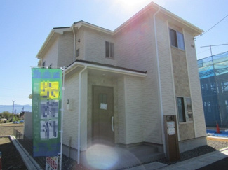 【外観：施工例】 | 【新築戸建】甲府市富竹4丁目・全1棟
土地面積：58.52坪　建物面積：33.37坪
