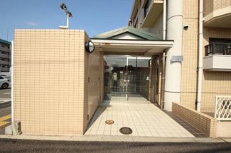 【エントランス】