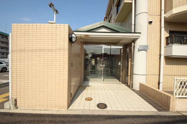 【エントランス】 | グランドパレス室見南