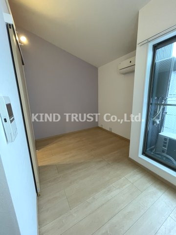 LuXe菅栄町の居間・リビング|使いやすい居間です