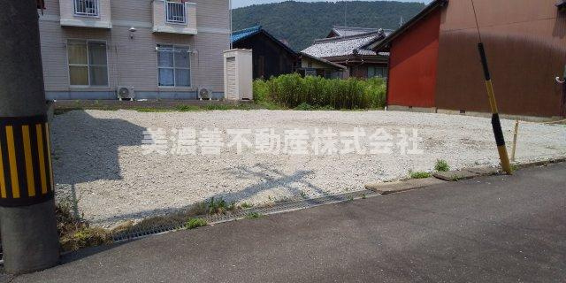 ５９０３７　岐阜市中土地の外観