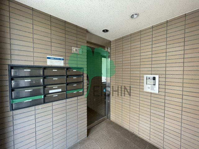 コーポラス博多駅南のエントランス