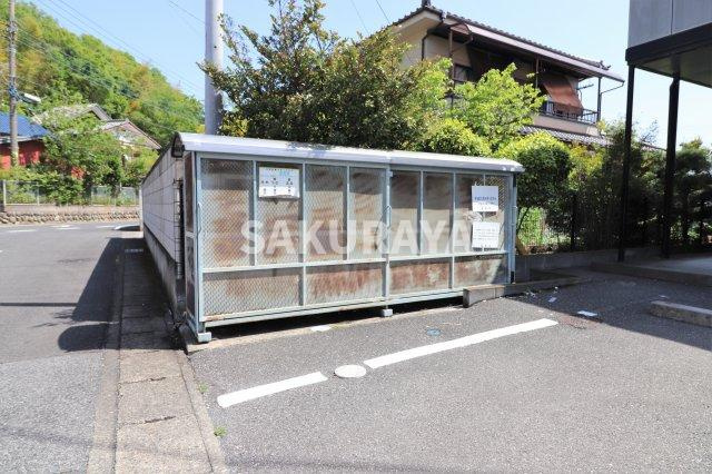 エスポワール Ｂのその他共用部分|敷地内ゴミステーション