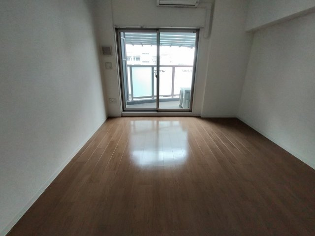 【居間・リビング】 | TLRレジデンス高井田