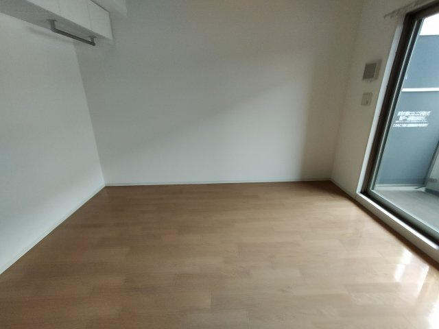 【寝室】 | TLRレジデンス高井田