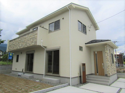 【外観】 | ブルーミングガーデン　南アルプス市山寺 | 外観も気になるポイント