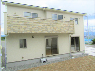 【外観：施工例】 | ブルーミングガーデン　南アルプス市山寺 | 外観です