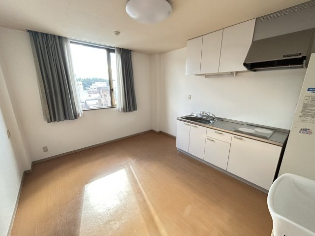 駅前グリーンビルの内装