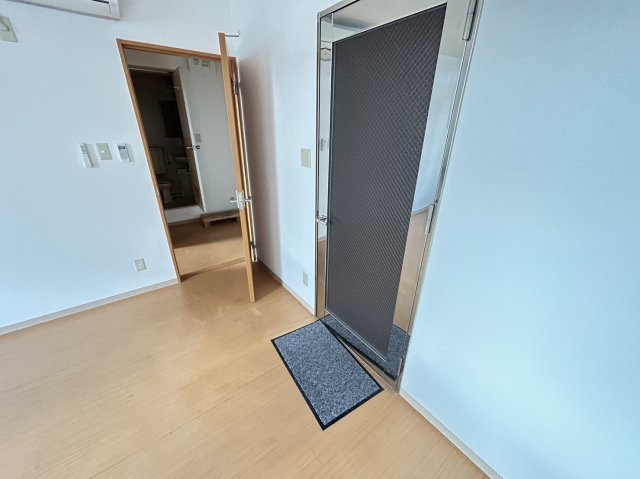 駅前グリーンビルの内装