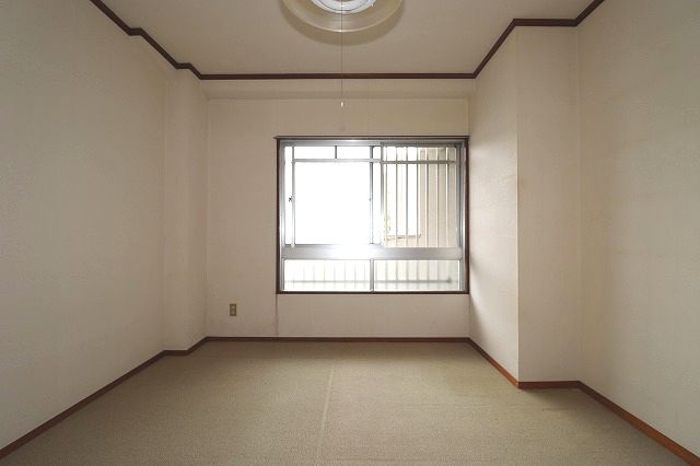 コーポラス薊の洋室|個人の部屋や寝室として使える洋室です